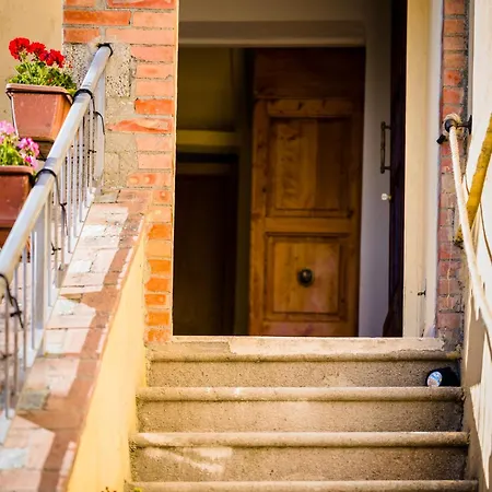 Il Risveglio Del Poggio Affittacamere *