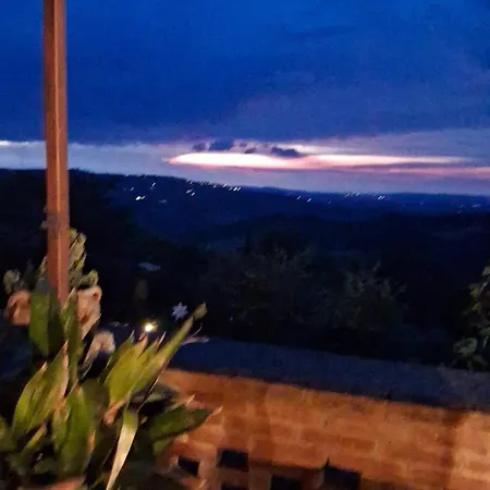 Il Risveglio Del Poggio 4* Castiglione dʼOrcia